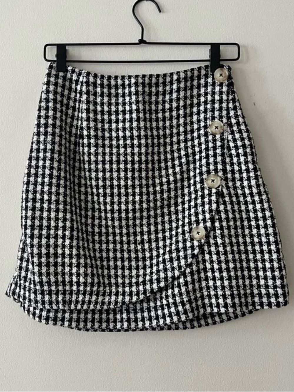 Anthropologie Black & White Houndstooth Button-Side Mini Skirt